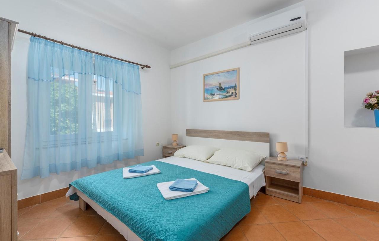 Apartments Stanko Fažana Екстериор снимка