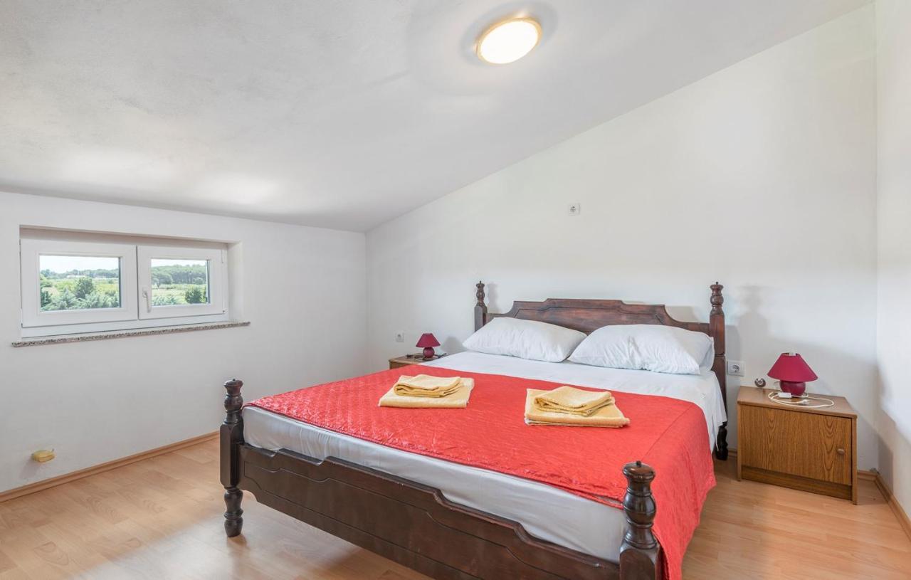 Apartments Stanko Fažana Екстериор снимка