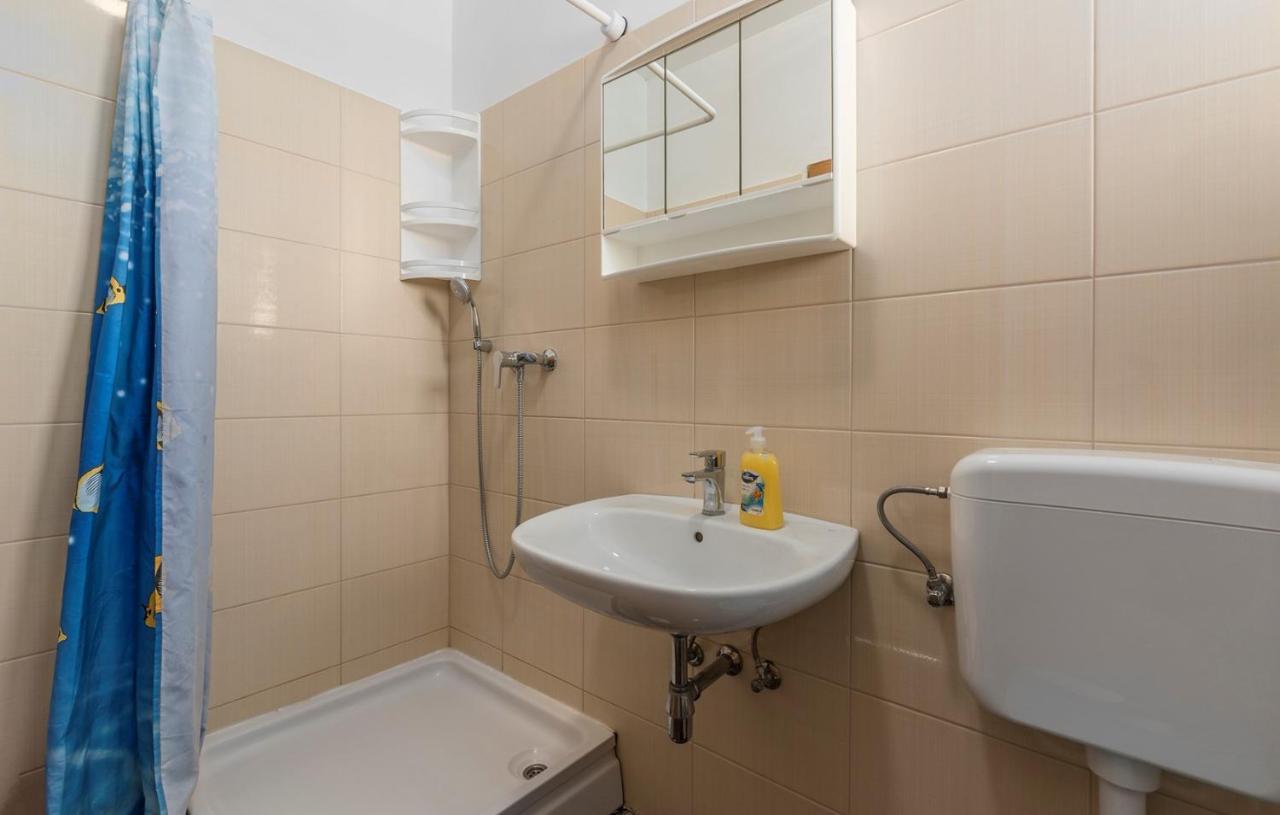 Apartments Stanko Fažana Екстериор снимка