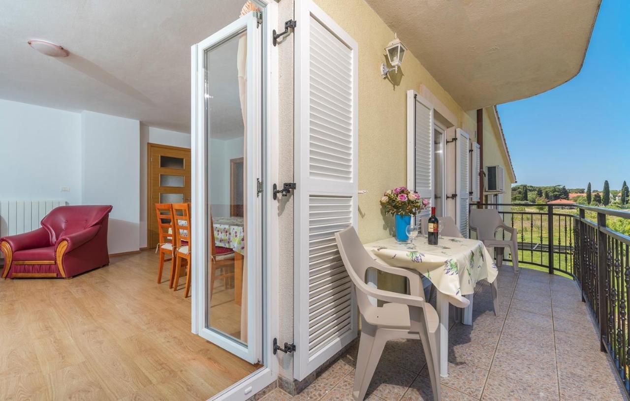 Apartments Stanko Fažana Екстериор снимка
