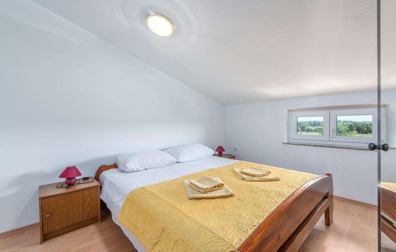 Apartments Stanko Fažana Екстериор снимка